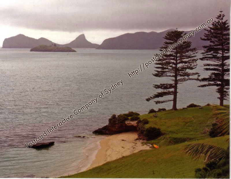 NSW UNESCO - Lord Howe Group (Lagoon towards Mt Eliza)